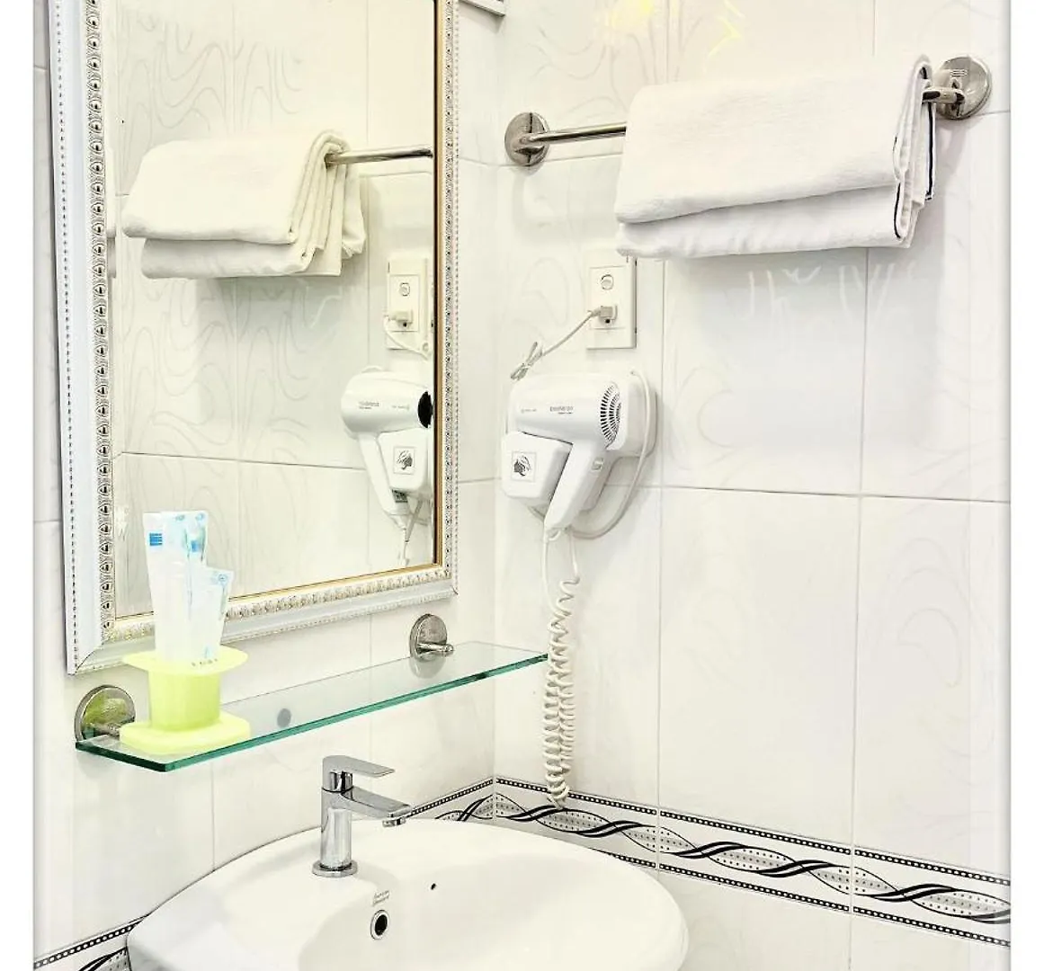 Khanh Lai Hotel 慶來旅店 Ho Chi Minh City
