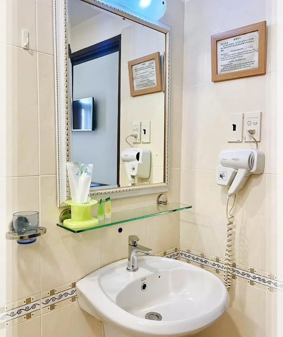 Khanh Lai Hotel 慶來旅店 Ho Chi Minh City Vietnam