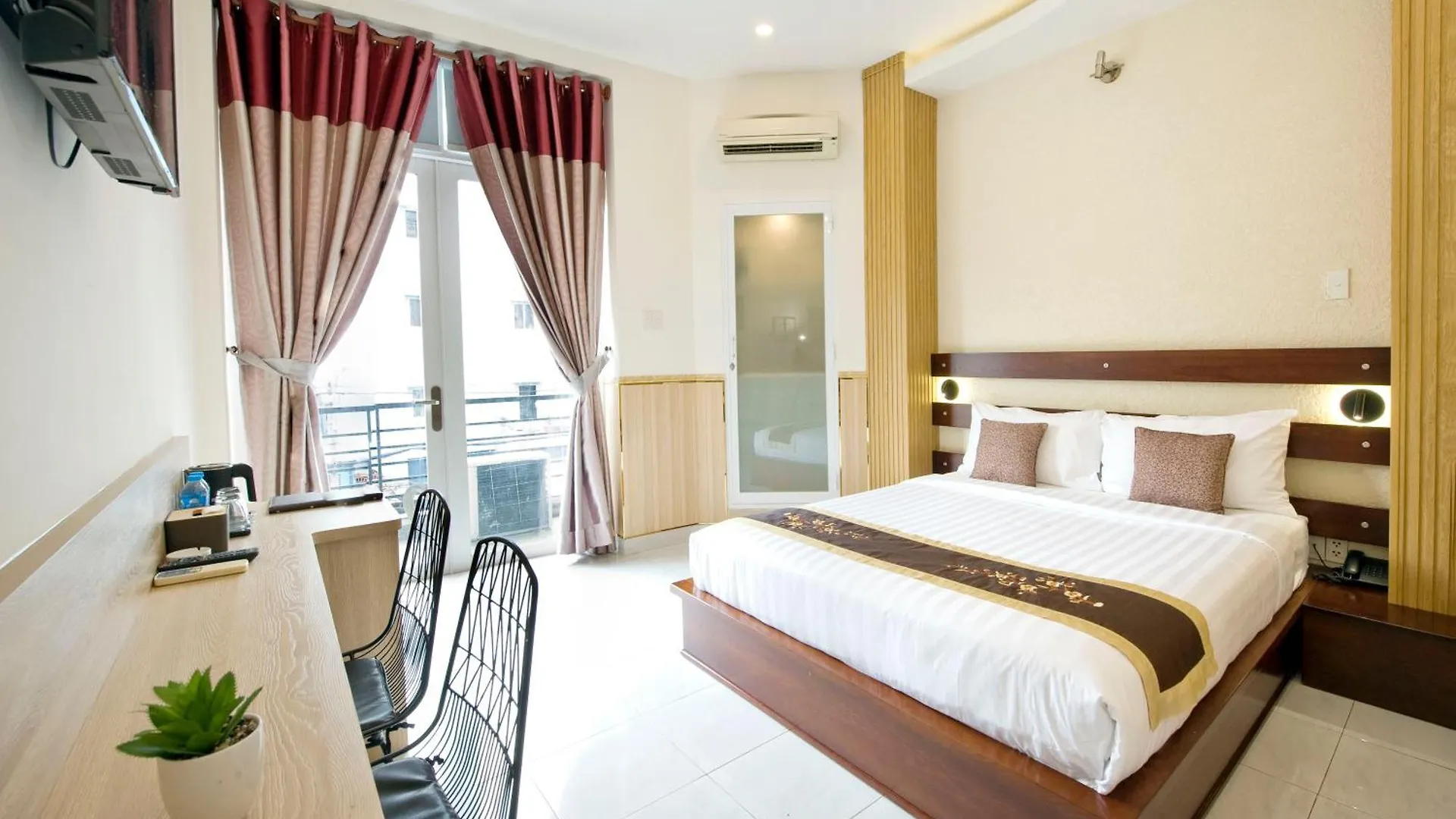 Khanh Lai Hotel 慶來旅店 Ho Chi Minh City Vietnam